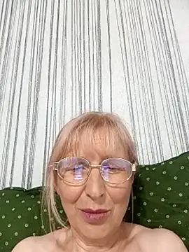 TrinaAdair webkamerás műsora