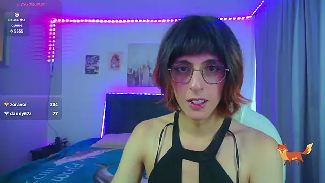 goth_minervan Webbikameraesitys