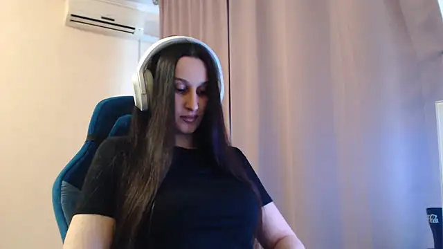 Webkamerová show DiggingEidos