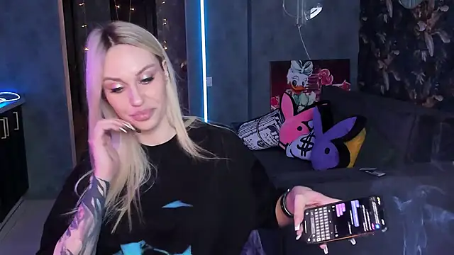 Blckmirrorr live XXX chat