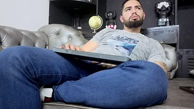 matteosantos' Webcam Show
