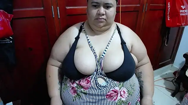 hotlesby4uxxx: απευθείας συνομιλία ΧΧΧ
