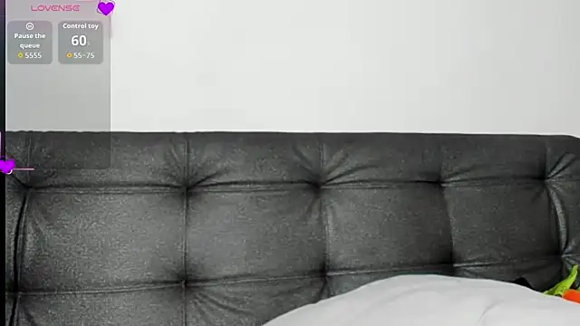 Cherrysweetyx Adlı Modelin Canlı XXX Sohbeti