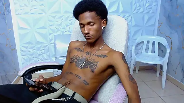 XXX chat uživo modela ManSant