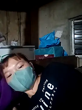 nat-tri's Live XXX Chat