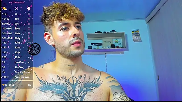 Ares_blue's Live XXX Chat