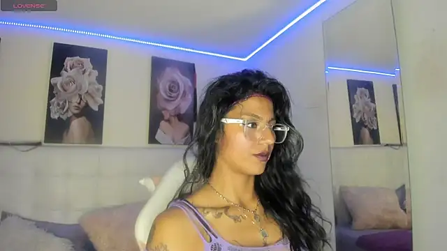 Chat XXX en directo de SamathaMay