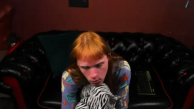 Chat XXX en directo de ChloeValentinee