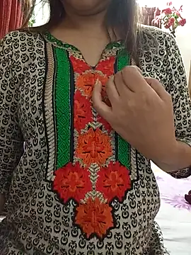 Tanha18 Chat XXX live