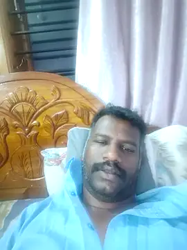 Paramkeerthin Live XXX chat