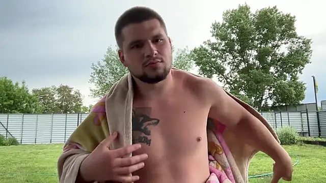 XXX chat uživo modela chiraq1945