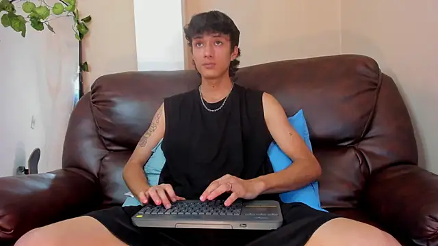 Chat +18 de Lean_Portman ao vivo