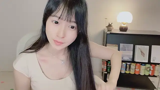 XXX chat uživo modela Onechestnut