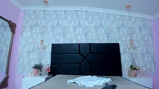 MahlaKhalifa Chat XXX live
