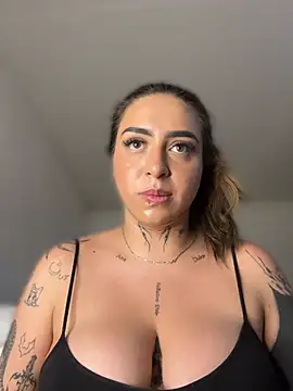 CarolQueen1_ Chat XXX in diretta