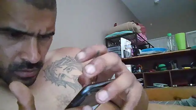 Mikey69me@xh's Webcam Show