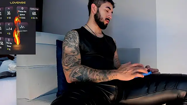 MarkWalker__ élő XXX-chatje
