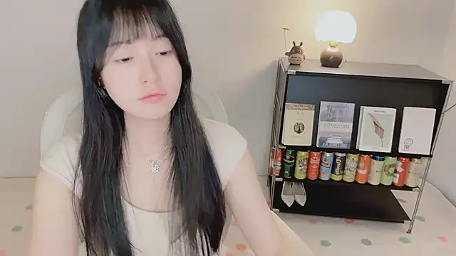 Onechestnut's Live XXX Chat