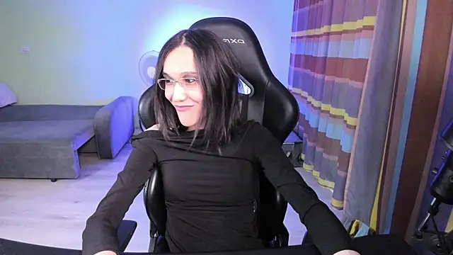 Freya_Lawson Show Webcam