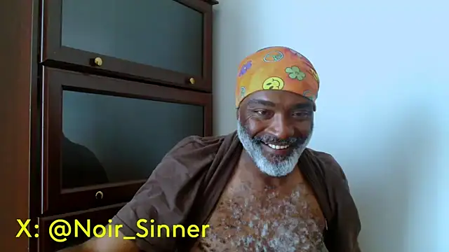 Онлайн чат XXX sinnernoir