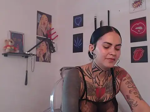 Perola__May's Webcam Show