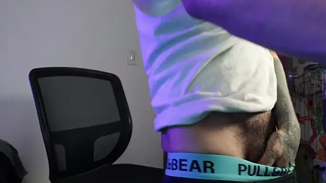 trieone 라이브 XXX 채팅