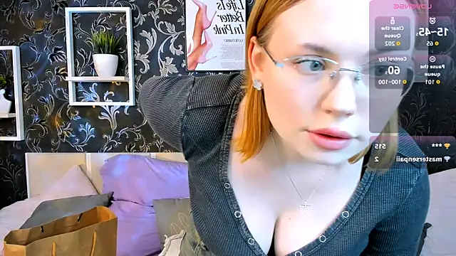 دردشة Tina_Walker الجنسية المباشرة