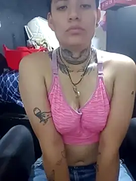 tomi_tomboyのライブXXXチャット