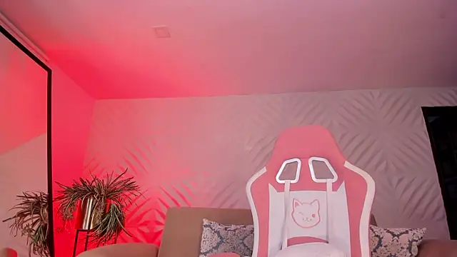 MaddyOwens' Live XXX Chat
