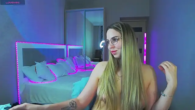 Alexandracandy live XXX chat