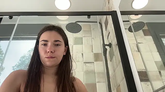 Mika_Miller 现场XXX聊天