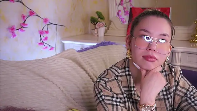 Živý XXX chat RoxanneCrandal