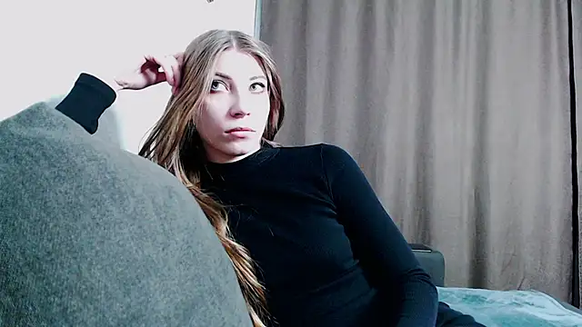 LymiSnow live XXX chat