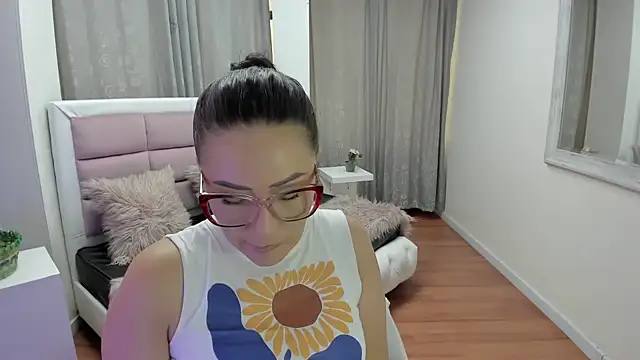 gaby_trent Adlı Modelin Canlı XXX Sohbeti