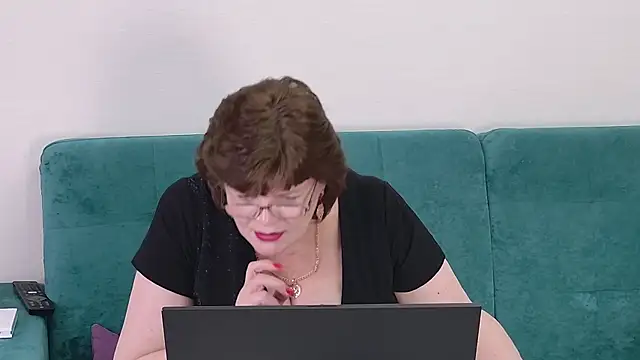 Sandra_Sunrise's Live XXX Chat
