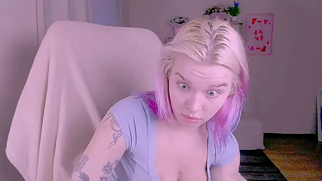 Hot_Blonda's Live XXX Chat