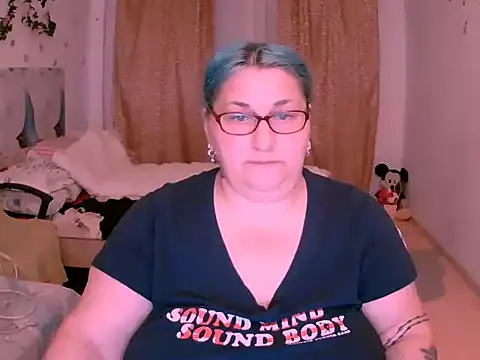 SweetBoobs2 Live XXX Chat