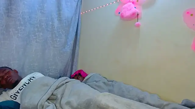 Chat XXX ao vivo de BLACKCATX01