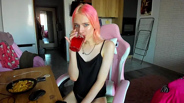 _Alice_Kitty: вебкам-шоу