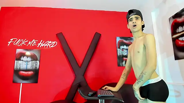 TWINKS_BOYSX Webcam show