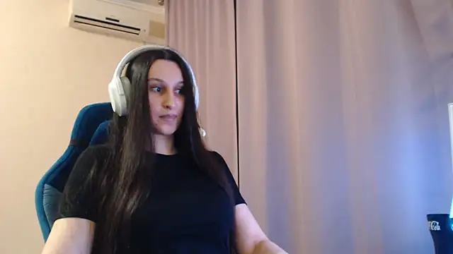 Webkamerová show DiggingEidos