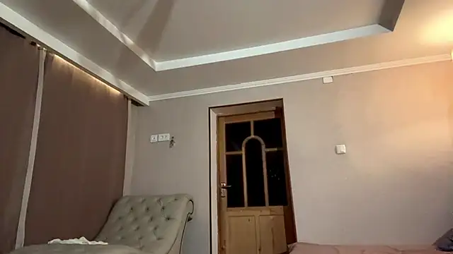 SupremeDividend's Live XXX Chat