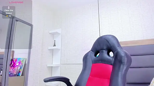 MAYROBERTSS live XXX chat