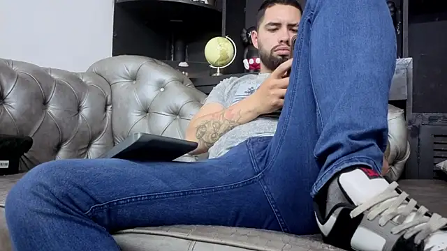 matteosantos' Webcam Show