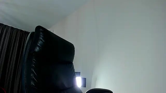 Findom_guy's Webcam Show