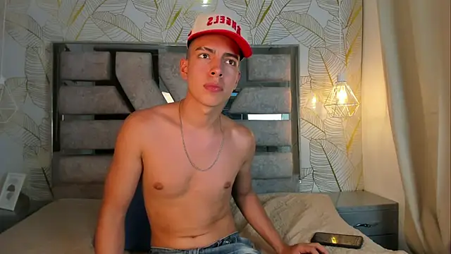 Ithan_Clarck's Webcam Show