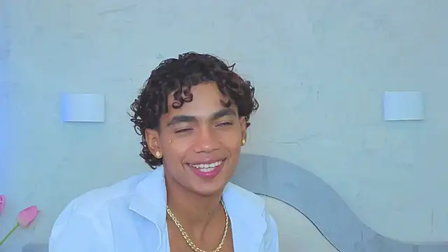 AlanCutee Pertunjukan Webcam