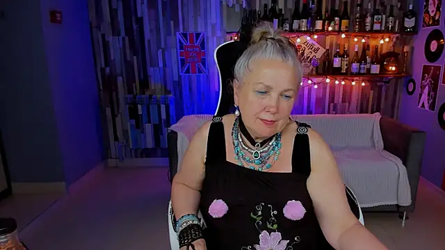 LilaMaharani Chat XXX in diretta