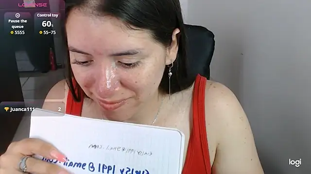 spicey_latina élő XXX-chatje