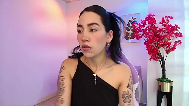 Chat XXX en directo de Rainy_doll